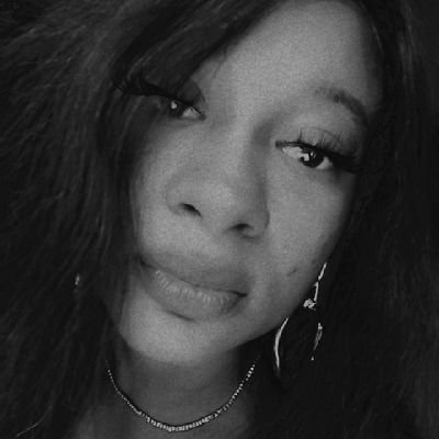 kingfunmie's profile picture. OLUWAFUNMILAYO 🌹( Aina)/ AN ENTREPRENEUR/A WOMAN OF VIRTURE/
A PROUD PICK ME/
AMBIVERT/
 30+/
Lover of the ocean and anything peace of mind 💯/
🇹🇬 🇳🇬