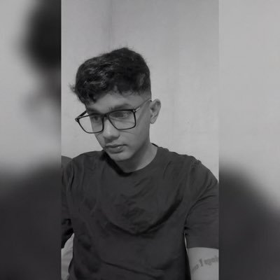 TharinduBen10's profile picture. This situation's becoming dire, my tree house is on fire