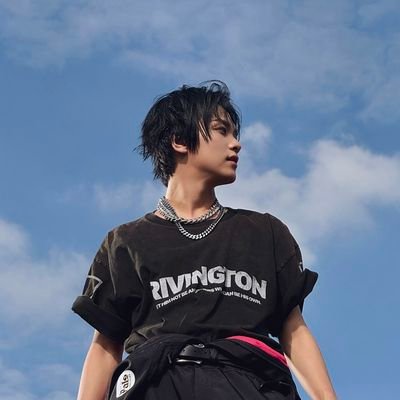 pricelesslyde's profile picture. bionya entaran masih dipikir biar keren