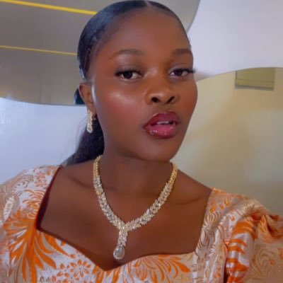 JadesolaCollins's profile picture. Song writer || Peace maker || Ronaldo’s Wife || Everything on here is love♥️