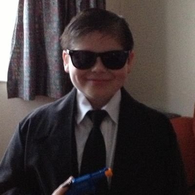 Schmodda13's profile picture. I attempt to play cs 
📧Schmodda14@gmail.com
https://t.co/widmofztGd