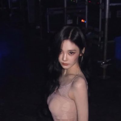 meowrei09's profile picture. æ