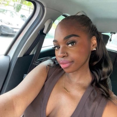 eemeline_23's profile picture. 