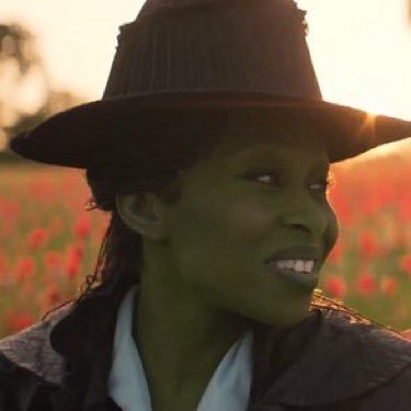 rauthasdune's profile picture. raised by cinema and geek culture — #stardustsgives