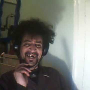 Malike55141903's profile picture. 🇩🇿Algeria😍
BALOT😍