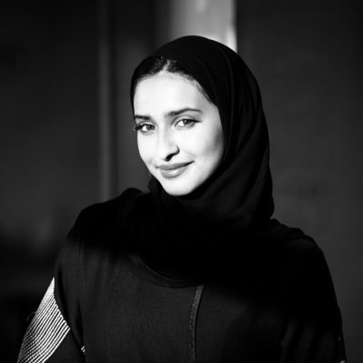 ea_aljohani79's profile picture. كُن قمرَ إهتِداء 🌙 ~ مُصممة جرافيك | طالبة CIS 👩🏻‍💻 | رحّالة تجارب 🗺️🪄 | #أرهب_مصممة