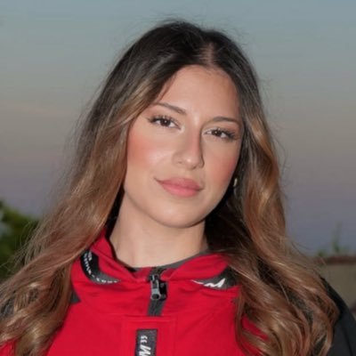 heyzuluu's profile picture. en instagram soy @heyzulu y en persona más bajita de lo que parece