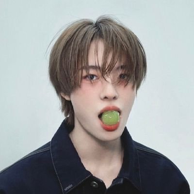 sherloncosta123's profile picture. Rere got a new boyfriend 💖🏁