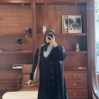 loviareo's profile picture. we cannot simply sit and stare at our wounds forever.