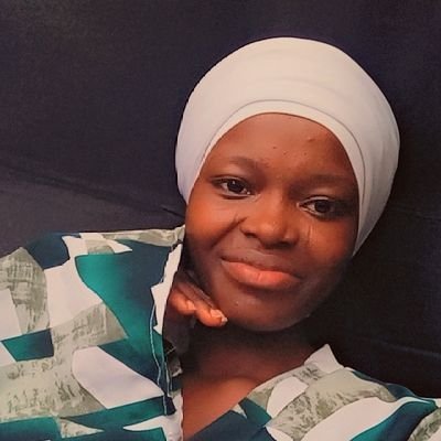 Omowumi_Design's profile picture. Trusted reviews provider for major platforms like Trustpilot, Google, G2 and more. Real profiles, real results.