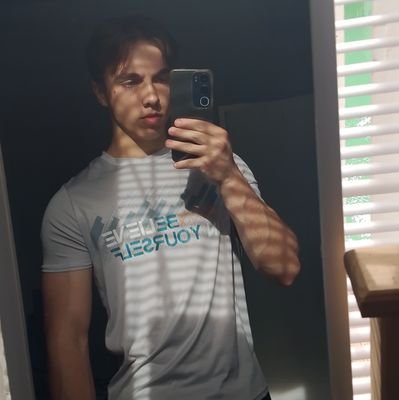 centraltradingg's profile picture. The things I know can change your life.