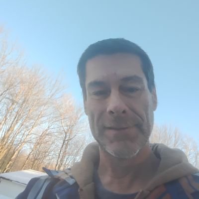 24johnnyJean's profile picture. Cuisinier, guitariste et amateur de tout ce qui est drôle .