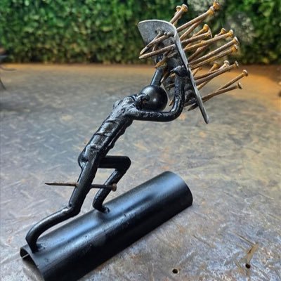 mafarawewizzy's profile picture. If you get problem put it on WhatsApp status after 24hrs hee go disappear