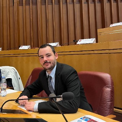 Andrea_Greci_'s profile picture. Étudiant en Droit, Antibes ⚓️, Libéral-Conservateur.
La liberté ne se négocie pas.