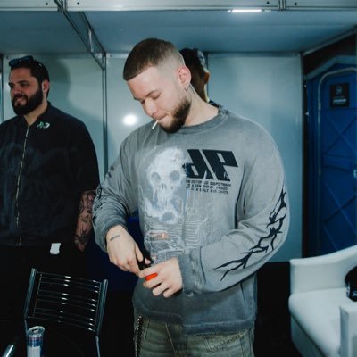 drakozmusic's profile picture. o cara q faz as coisas chatas pra música ficar legal