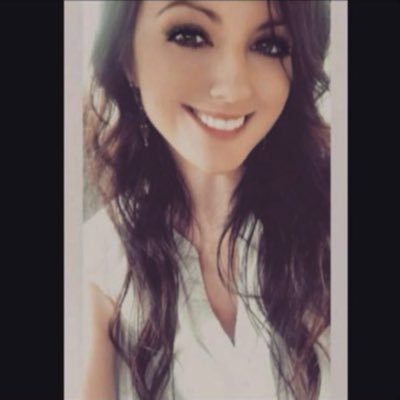 telizabethhx's profile picture. ✨lover of basketball and all things Duke. Steph Curry is my goat. Flagg, Kon and Tatum fan. Dallas cowboys have my heart. 🤍 #MFFL ✨