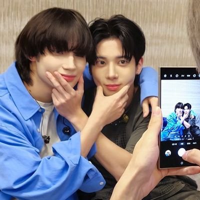 keepquestion's profile picture. 𝄆 투바투 사랑해 투바투 최고야 𝄇 우리 다섯 아기별🌟 / 비계팔 차단 / 가끔 번역해요 #음표번역 / FUB FREE