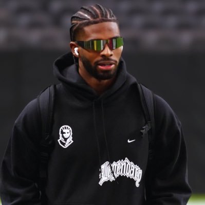 poserrari's profile picture. international bekannte Persönlichkeit