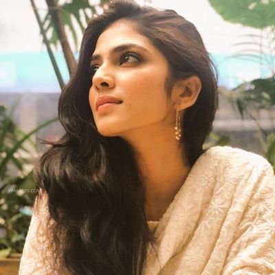 Machuminoz's profile picture. Anna Rasigai @actorvijay /@Actorleeminho / KDrama/ BTS💜/ @ttovino / #TVK/ #zoya_Fav /Sensitive idiot/ ரௌத்திரம் பழகு🔥/Alhamdulillah for everything