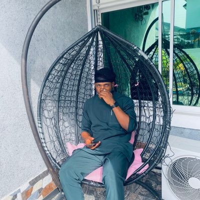 Dr__Giran's profile picture. Writing because nobody listens