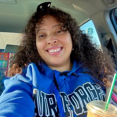 flood_michelle_'s profile picture. i 💖: 🎨🎵✍🏼👚🍽✈️🎉 📚🎓 💅🏽🐝💃🏽etc. 🩷ΣΛΓ💜NCNW🧡 💙VFW Auxiliary❤️ Black+Latina ✨🇺🇸🇵🇦 ✨Girl Magic ✨🖤🤎✨💛Owner of @GWWMichelleLLC🩶