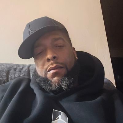 dareal88keyz's profile picture. Black American. Works @ the LRA. The Lesbian Recovery Agency