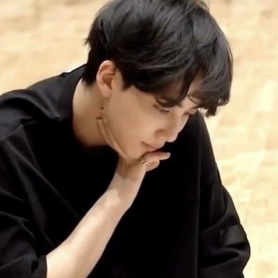 yoqarti's profile picture. 