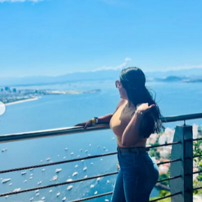 MicaLozano95's profile picture. 