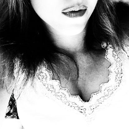 Be_side_B_27's profile picture. .That s me in the corner, that s me in the spotlight.
Ci vorrebbe un pianeta sonoro 🎶🎶
Piena di*Vorrei*