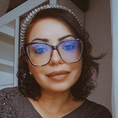 luannaa_castroo's profile picture. ☆ Enfermeira/UFPI. Tecnóloga em Radiologia/IFPI. Mestre em Saúde Pública ENSP/Fiocruz. Sincera, subversiva e esquerda. ❤️✊🏼 Em mudança e evolução. 🇧🇷✈️🇩🇪