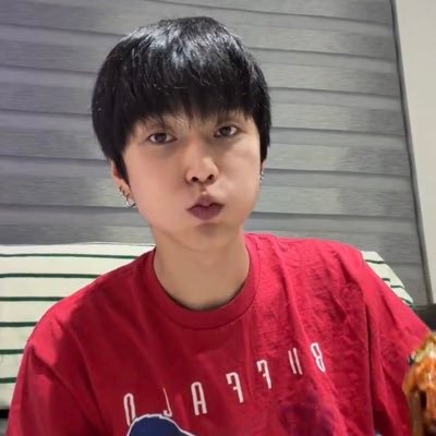 rinaijenggala's profile picture. Just for talented one✌🏻