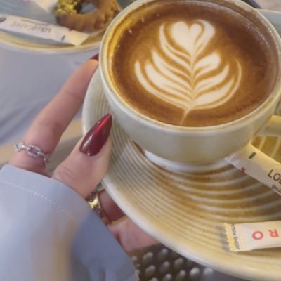 r__barun's profile picture. @BarunSobtiSays | فيودور ميخائيلوفيتش دوستويفسكي ، خريجة يناير 24  | 🐝 | ليتني كُنت غيمة | A.C.Milan