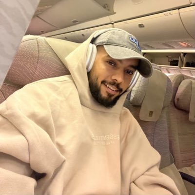 S_sa2727's profile picture. https://t.co/DEYDrQeNJp