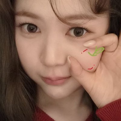 ye_oyn's profile picture. Mignons, your Sommoré at @HeartsToBeat will make @WeHeartsU even warmer .ᐟ