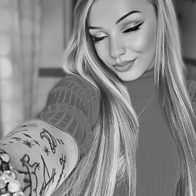 TheFateofAlexis's profile picture. #1 hits different stan 🛸 I·XIV·MMXXI 💍 E 🤍