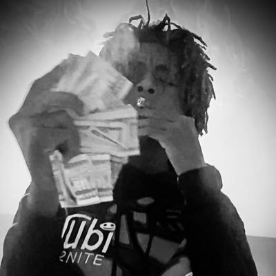 dozenbaby's profile picture. Longlive4nem🦅🤞🏾