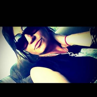 AimsHunt06's profile picture. WV born & raised~free spirited~Mom~LOVE music~Independent #proudally #equality #humanrightsdefender #goodtrouble  #MentalHealthMatters  #WVU #GoEERS💙💛