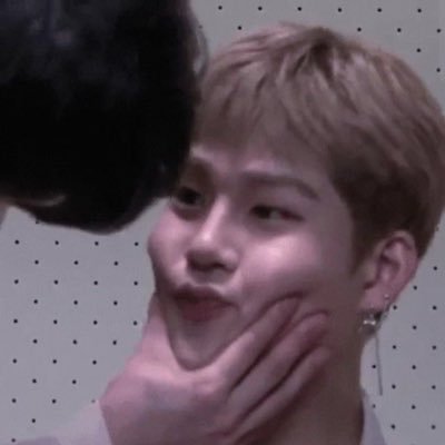 weirdheon's profile picture. @jiiyongie | kwon jiyong glazer