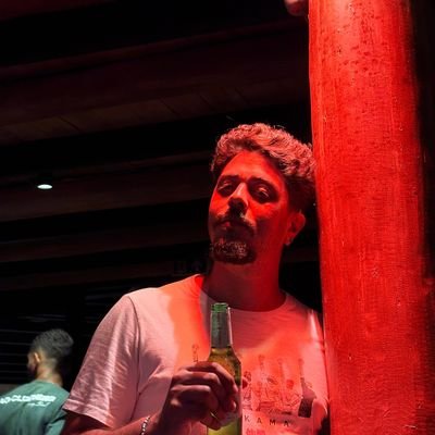 joaovdiorio's profile picture. designer gráfico l web designer l faço uns desenhos as vezes