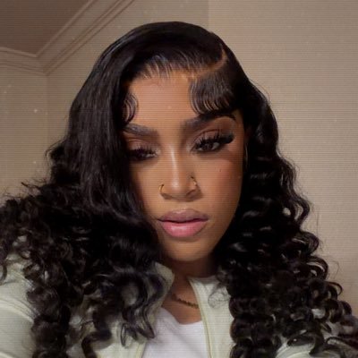 reddluvvv's profile picture. IG: @prettygang.redd💕