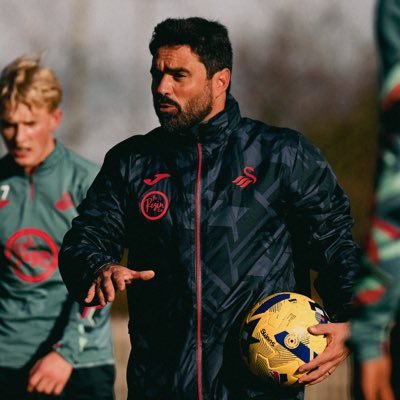 cddddddd24's profile picture. 