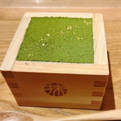 aroman_namora's profile picture. 