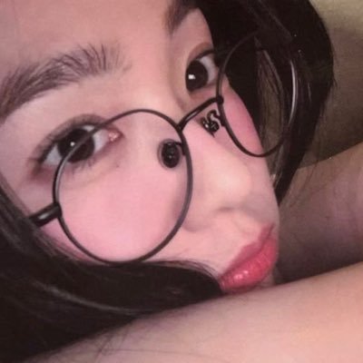 rvsiiicynlix's profile picture. crumbs & coffe ' #𝖢𝖠𝖱𝖳𝖠𝖲ㅤ  📚