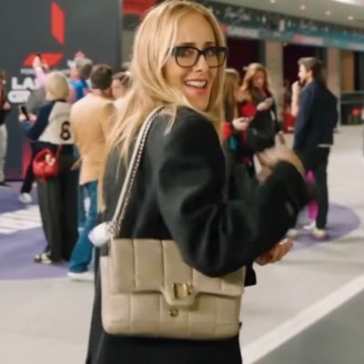 kimsxraver's profile picture. always raving about my main squeeze, Kimberly Jayne💓 medical drama’s, bravo, + being in love with middle aged actresses is my brand✨ #voteblue