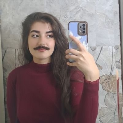 frylall's profile picture. نمیشناسمت.