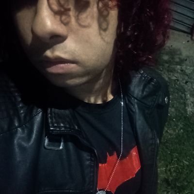 Lunari_comuna's profile picture. to acendendo um com ho chi minh |📍Gotham(sp)
| comns chamar na DM | um dos 3 fãs de tenkaichi do site(team nagaharu)|
o cão vermelho (ele/dele)| team nagaharu