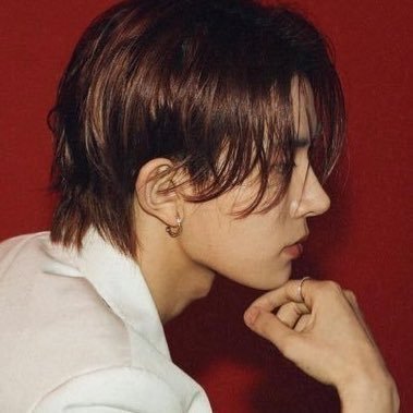 hsldreamy's profile picture. most and everything is about lee heeseung.