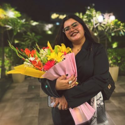 bipolarrizz's profile picture. 