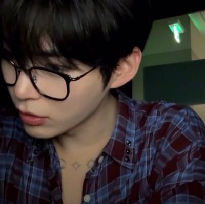 lycorisveil's profile picture. 20↑ 🇵🇹 | i draw stuff! mostly zb1, rv & xlov. rps/bnb