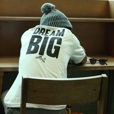 gicherucol's profile picture. Niko daro